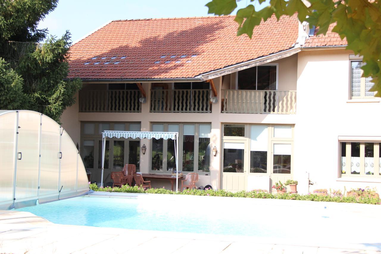 Sous Le Figuier Bed and Breakfast Saint-Siméon-de-Bressieux Exteriör bild