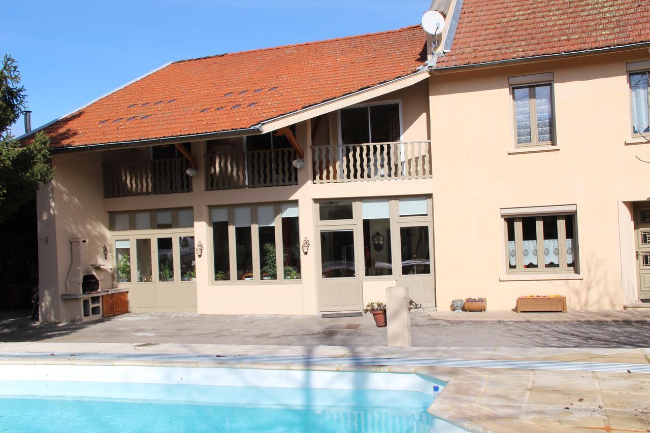 Sous Le Figuier Bed and Breakfast Saint-Siméon-de-Bressieux Exteriör bild